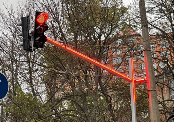 За пять миллионов: в Аркадии начали работать LED-светофоры