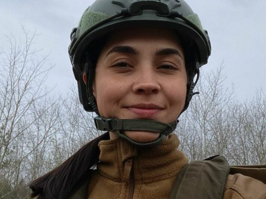 «Я у твоїй касці і броніку»: вдова полеглого на війні з рф бойового медика приєдналась до лав захисників