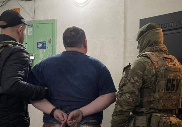 Сбывали наркотики у домов и супермаркетов: в Одессе вынесли приговор участникам преступной группы